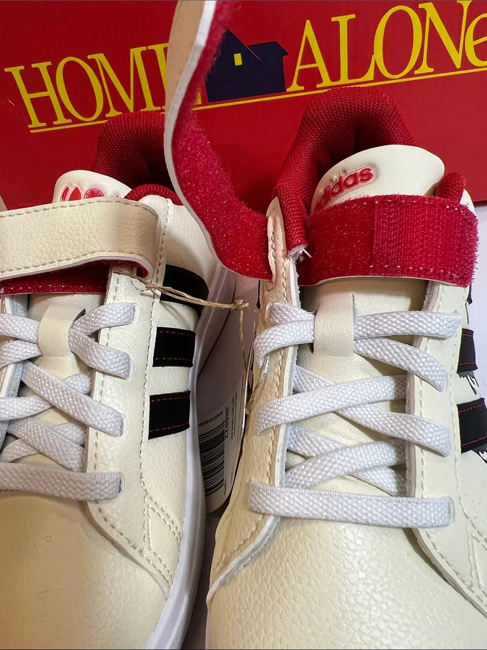 Adidas Grand Court Home Alone Kids Sneakers  shoes JR5622 Size 13K‎ New in Box